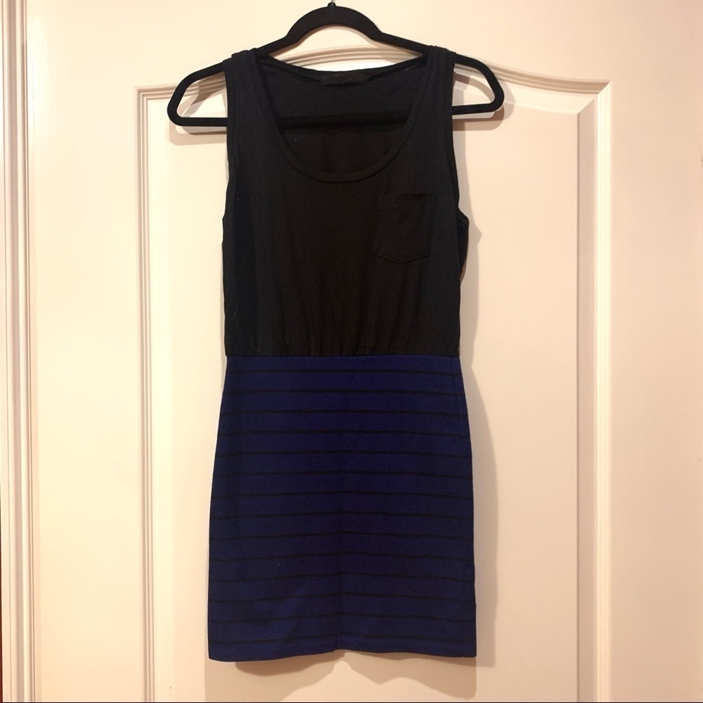 Women's Dress Size Small
